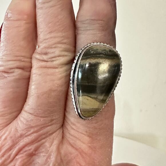 Bumblebee gemstone ring size adjustable silver overlay 925 - Picture 3 of 8